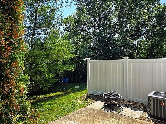 5th image of 1811 Meadowland Dr