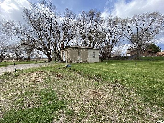 2nd image of 10935 N Highway 38
