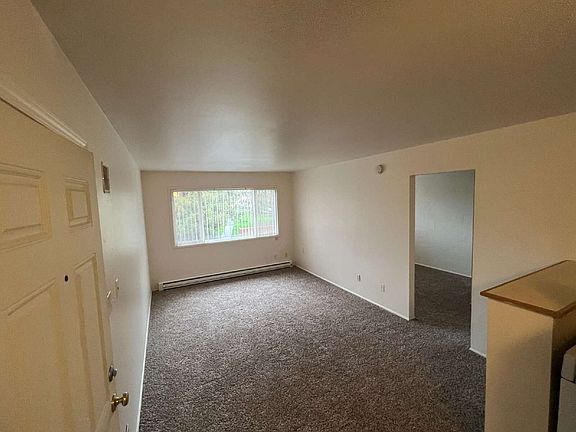 3rd image of 914 E 18th Ave #6