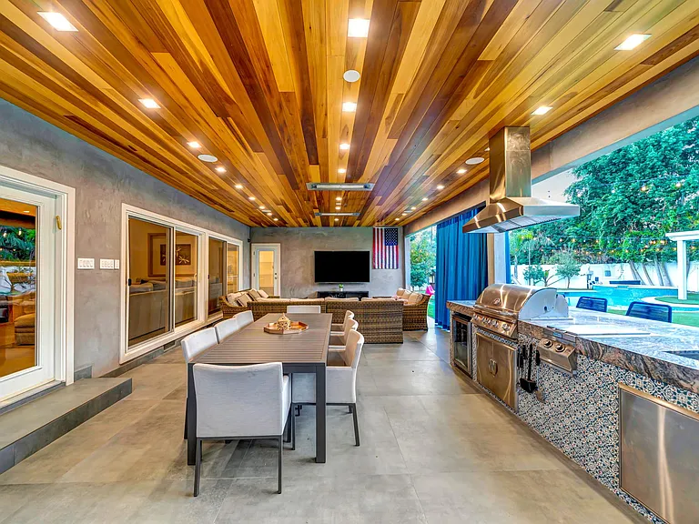 5817 Ranchito Ave — Photo 31