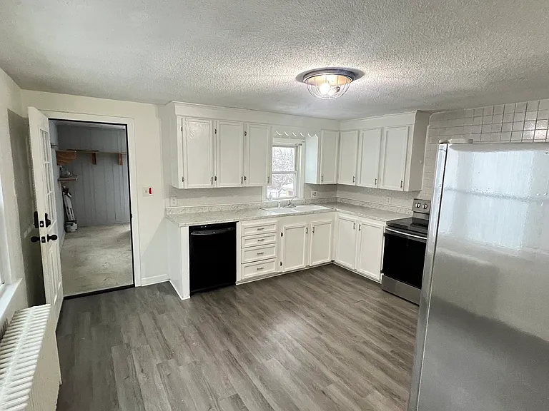 343 Hillside Ave #2 — Photo 4