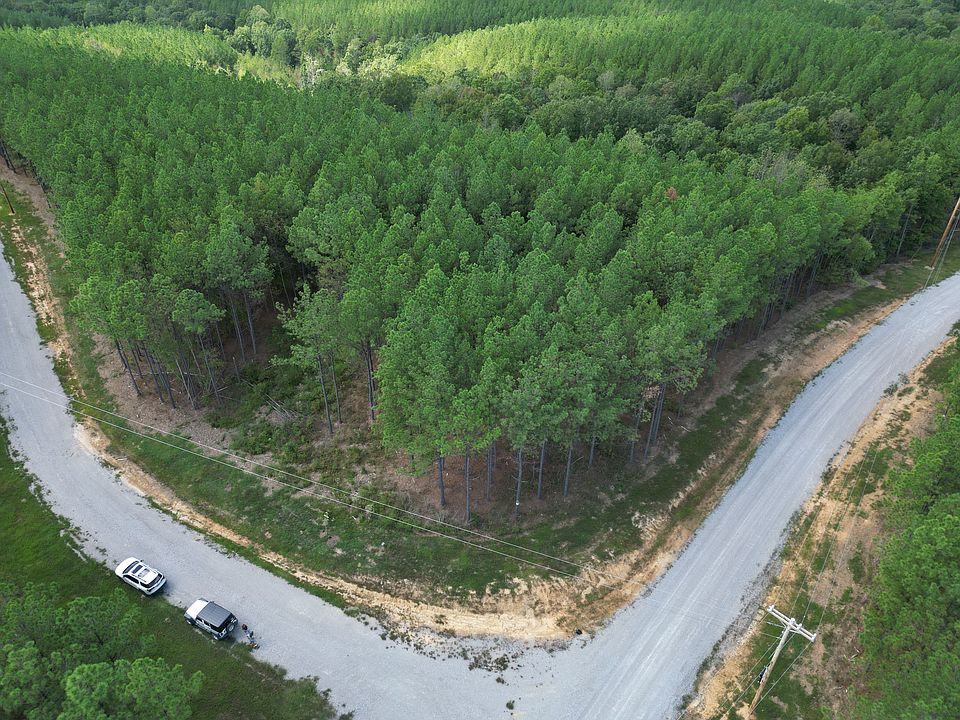 1st image of 36 Pioneer Dr