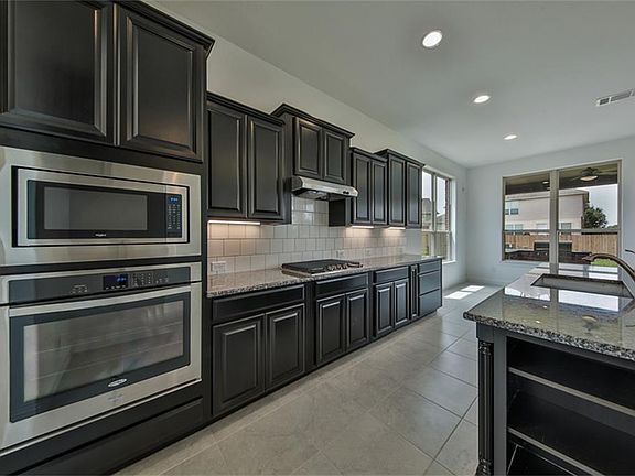 3rd image of 6410 Sunstone Falls Ln