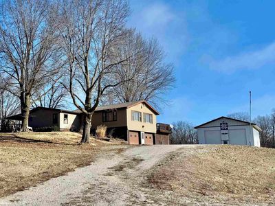 12684 Flint Bottom Rd, Burlington, IA, 52601