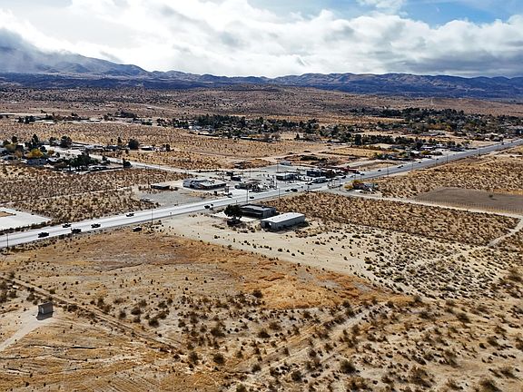 2nd image of Pearblossom Hwy