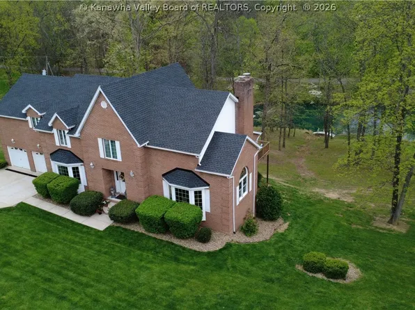 738 Pinecrest Dr, Huntington, WV 25705