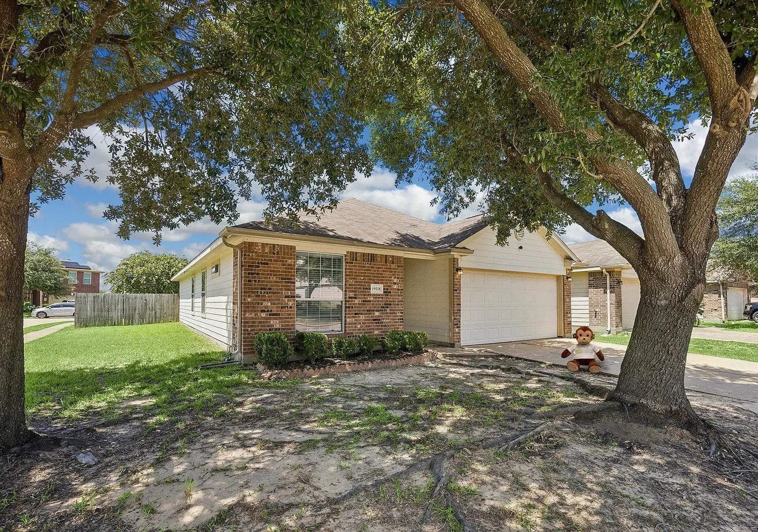 Move-in Home in Bear Creek South for Lease! — Photo 1