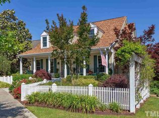 200 Overlake Dr, Chapel Hill, NC 27516