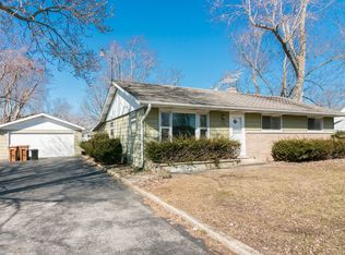 0N778 Barry Ave, Wheaton, IL 60187