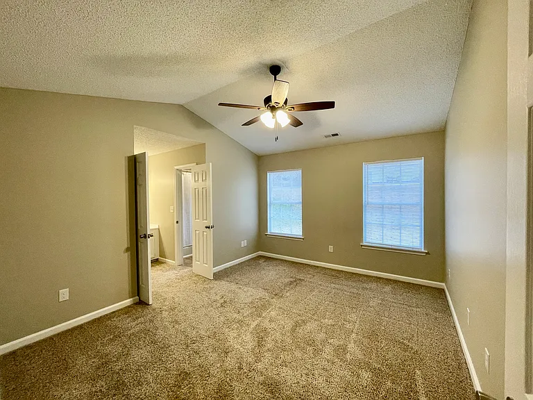 32 Winding Creek Way — Photo 11