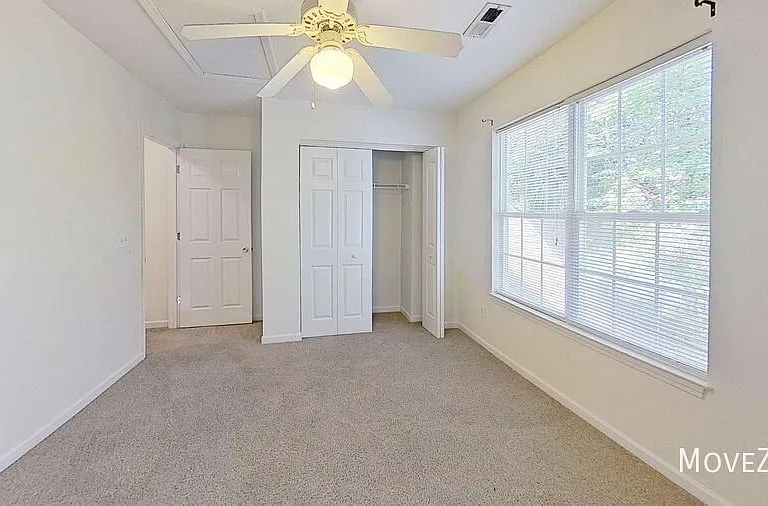 307 Saint Rosea Rd — Photo 32