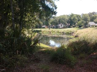 801 Island Cir W, Saint Helena Island, SC 29920