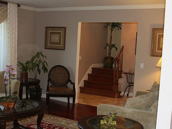 5th image of 2731 Hallmark Dr
