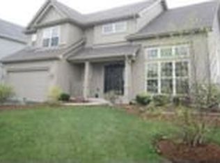 132 Hearthstone Dr, Bartlett, IL 60103