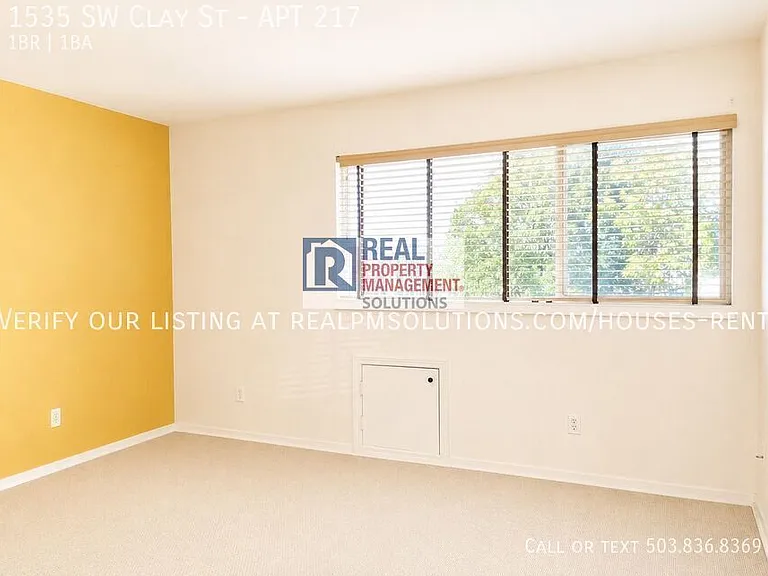 1535 SW Clay St #217 — Photo 23