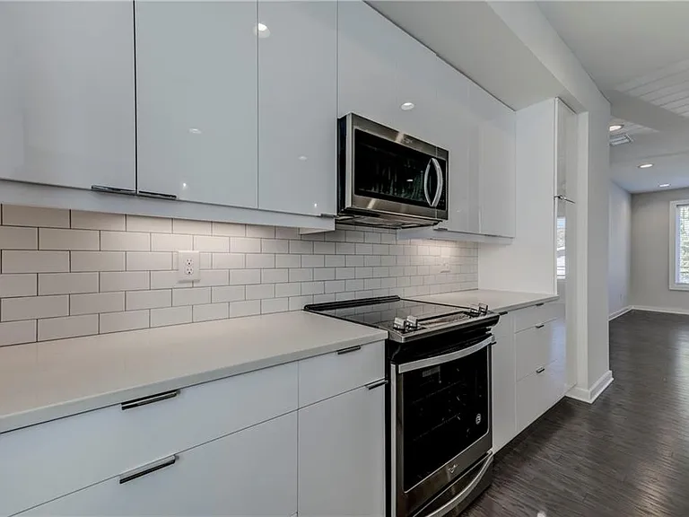 415 Gartrell St SE #7 — Photo 6