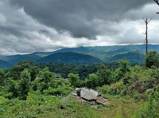 722 Cliff Branch Rd, Gatlinburg, TN 37738