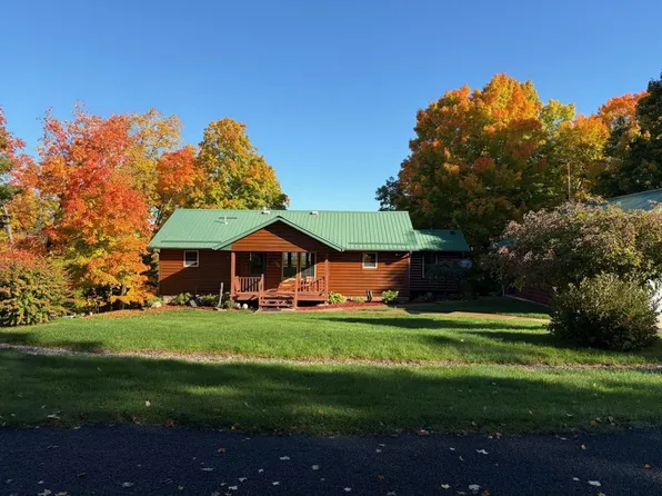 2064 W View Dr NW, Walker, MN 56484