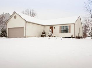 544 W River Dr, Grove City, OH 43123
