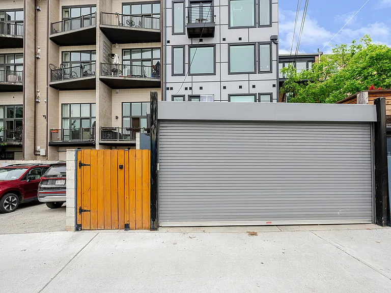 1320 Belmont St NW #1 — Photo 24