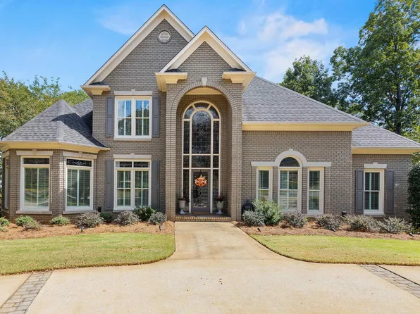 426 Woodward Rd, Trussville, AL 35173