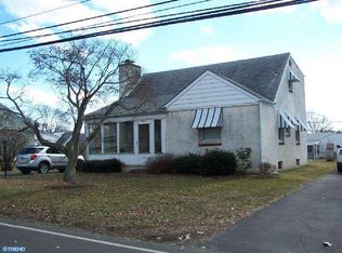 9280 Wheatsheaf Rd, Morrisville, PA 19067