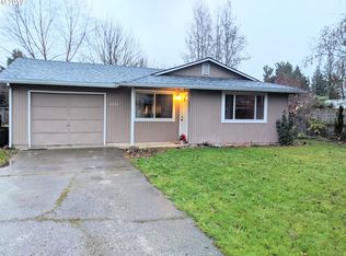 4020 Bartlett Loop, Hood River, OR 97031
