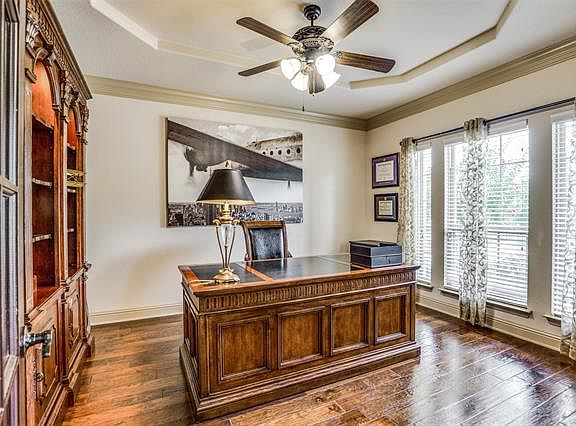 5th image of 3609 Hutch Dr