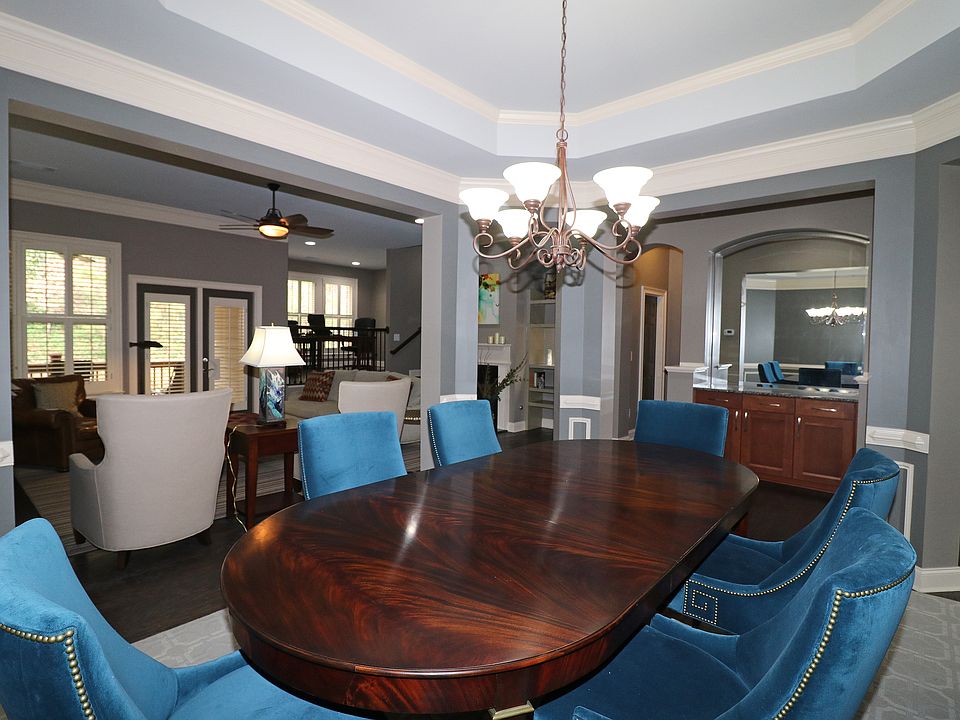 2nd image of 1928 Cherry Laurel Ct