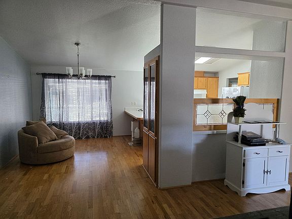 5th image of 2364 Bradley Ct