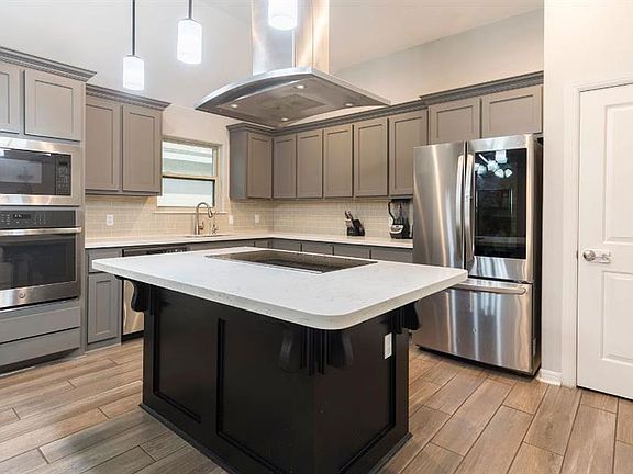 2nd image of 304 S Tecate Dr