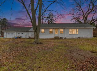 20674 Junction Rd, Bellevue, MI 49021