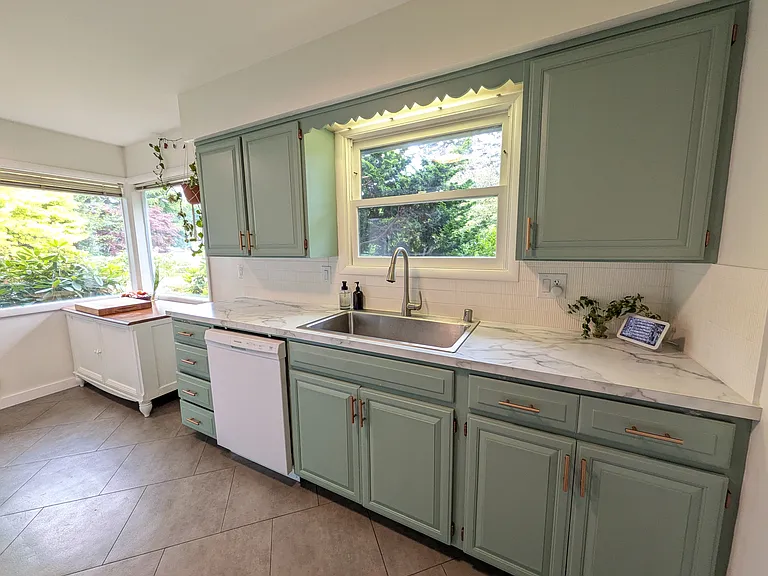 3103 Plymouth Dr — Photo 9