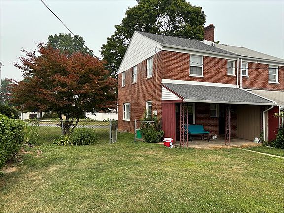 4th image of 2056 Virginia St