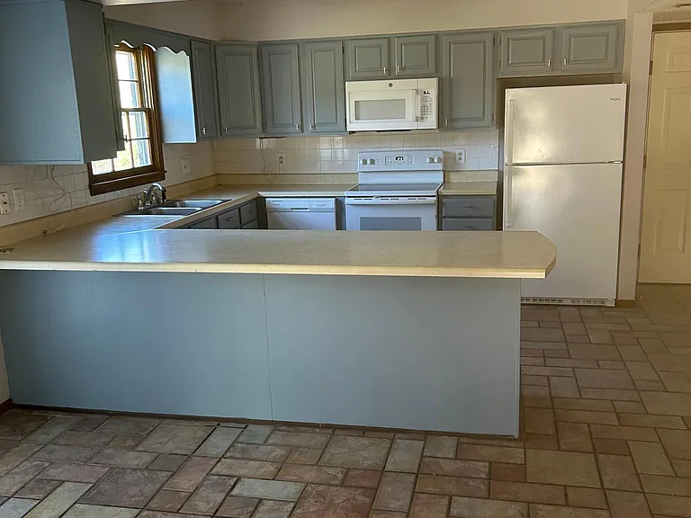 3724 Trail Rd — Photo 8