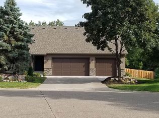 1876 Prairie Dr, Centerville, MN 55038