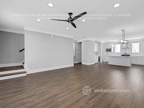 5th image of 647 Vernon Ave APT 212