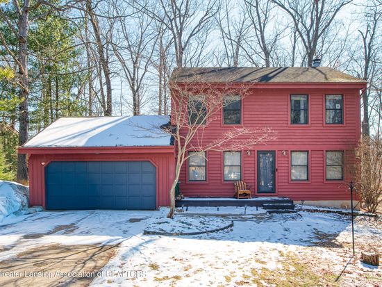 1153 Woodwind Trl, Haslett, MI 48840