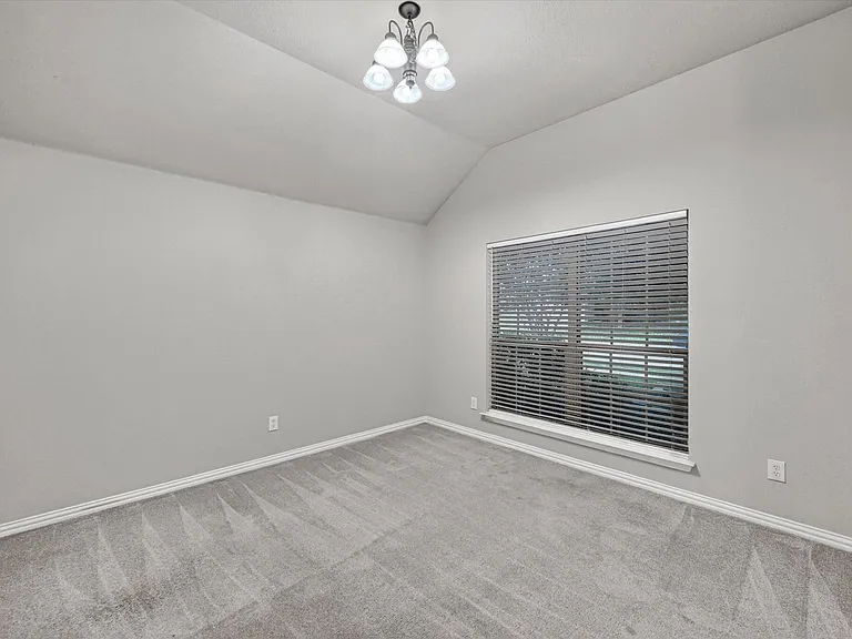8204 Tierra Del Sol Rd — Photo 6