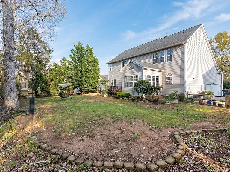 11415 Fountaingrove Dr — Photo 39