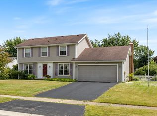 59 Betwood Ln, Rochester, NY 14612