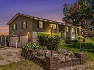 19512 Wittenberg Rd, Constantine, MI 49042