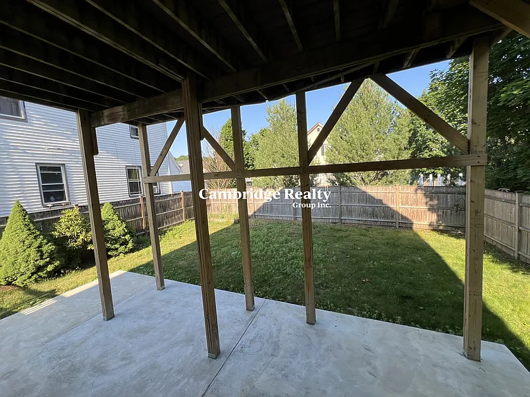 27 Willard St — Photo 15