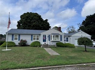 9 Ruth St, Johnston, RI 02919