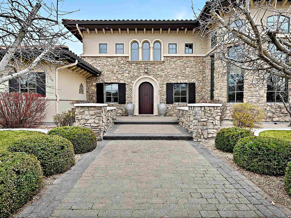 1st image of 1810 N Valle Bello Way