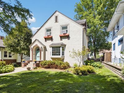 2019 Palace Ave, Saint Paul, MN, 55105