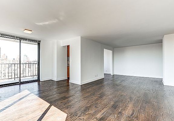 3rd image of 200 E 82nd St APT 24D
