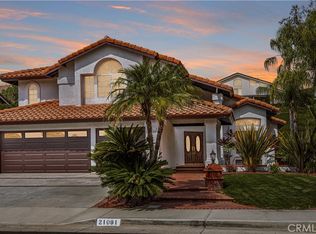 21091 Kensington Ln, Lake Forest, CA 92630