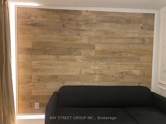 3rd image of 2545 Simcoe St N #2520