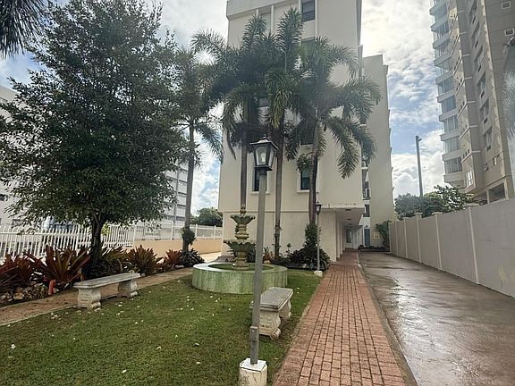 2nd image of 1 B Calle Cuevillas #559